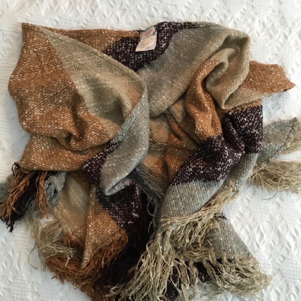 Free people ruana/shawl wrap